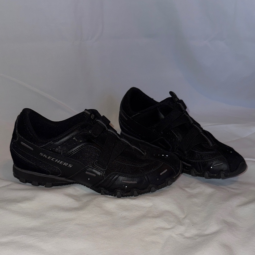 Skechers Women’s  Black Athletic Sneakers